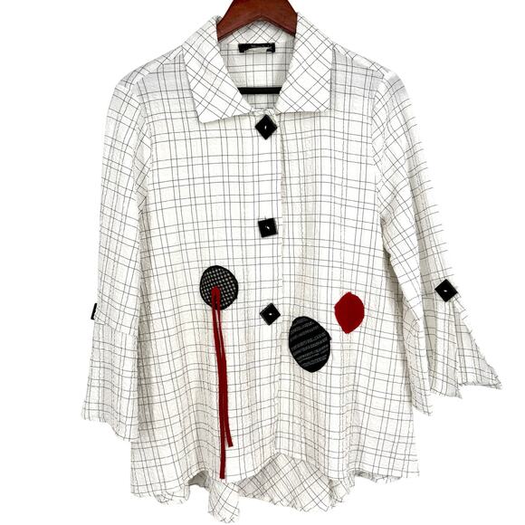 Moonlight by YandS Designs Stylish Women's Checkered Blouse with Red Accents - Picture 1 of 8